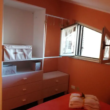 Mansarda Da Dani Apartment Brolo Exterior photo