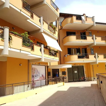 Mansarda Da Dani Apartment Brolo Exterior photo